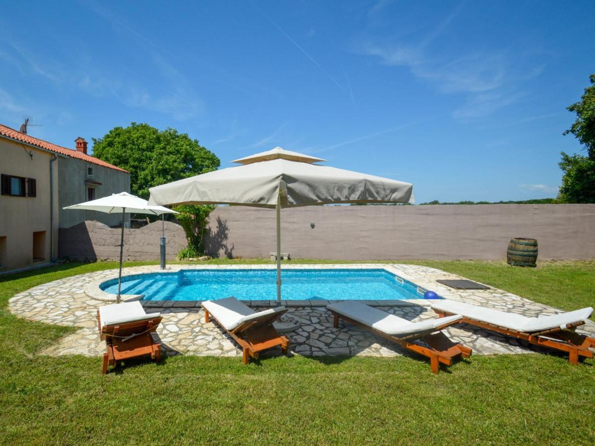 Holiday Home Laura - Pul470 By Interhome Pula Exterior foto